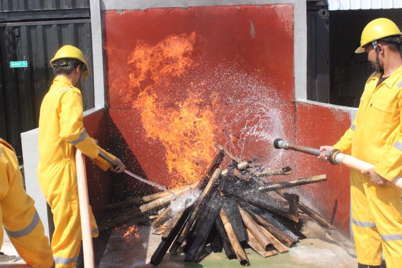 Kegiatan Outdoor Training